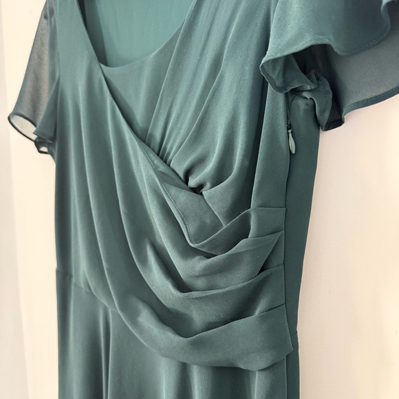 Vintage Jacques Vert forest green flowy midi wrap dress - size 8 (Medium) - Picture 3 of 6